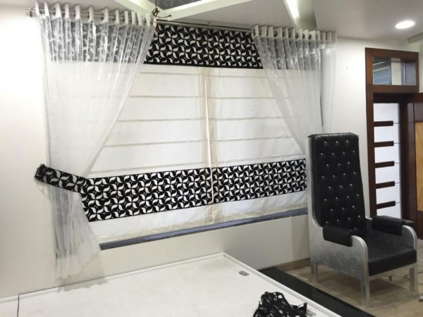 Curtain Set 8